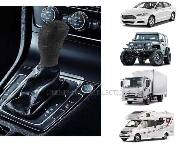 Universal Silicone Car Gear Shift Knob Cover - thumbnail 3