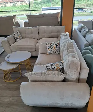 Supportive 5 Seater Butterfly Sofa