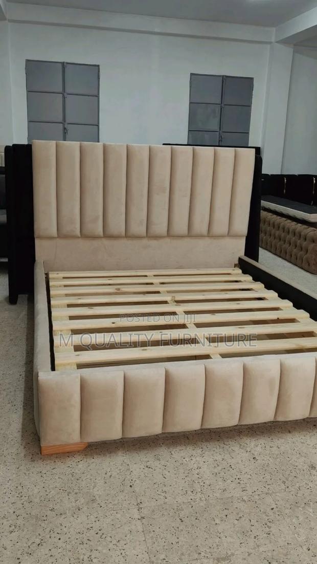 New 5by6 Indoor Beds