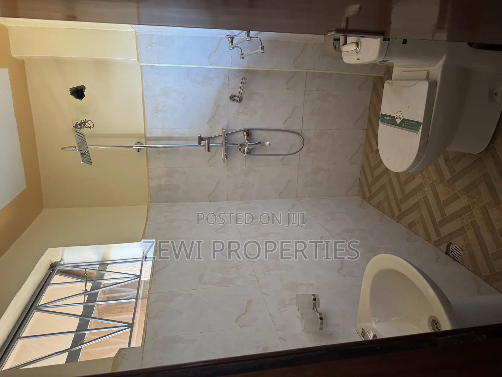 11bdrm Mansion in Runda for sale