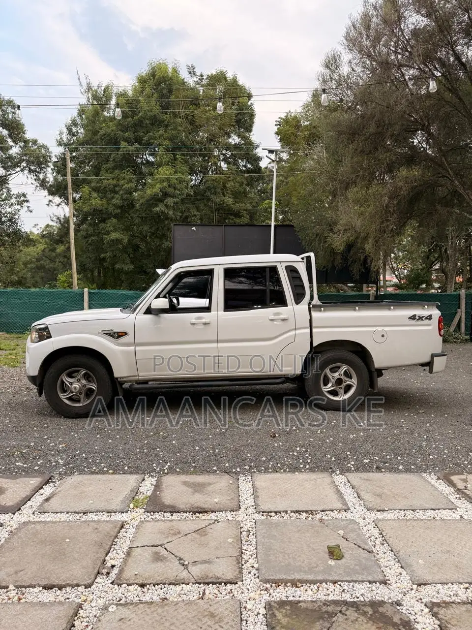 Mahindra Scorpio 2020 White