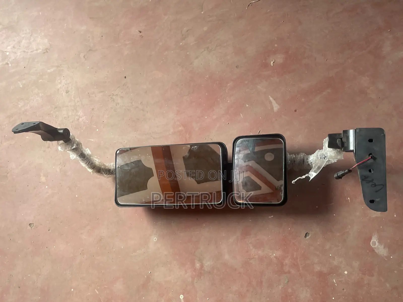 Wg Sinotruck Howo A7 Rear View Mirror Left Right