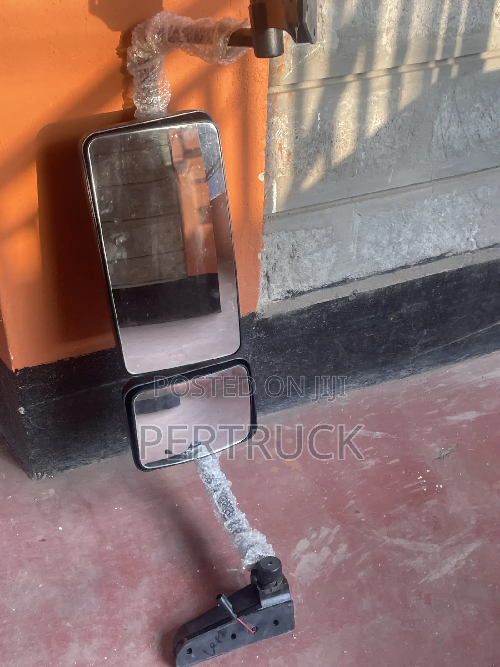 Wg Sinotruck Howo A7 Rear View Mirror Left Right