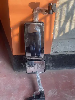 Wg Sinotruck Howo A7 Rear View Mirror Left Right