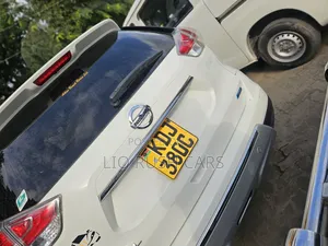 Nissan X-Trail 2016 White