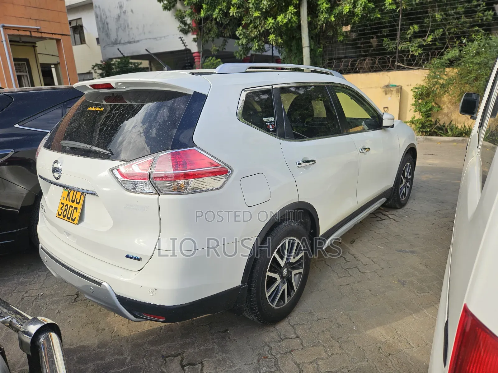 Nissan X-Trail 2016 White
