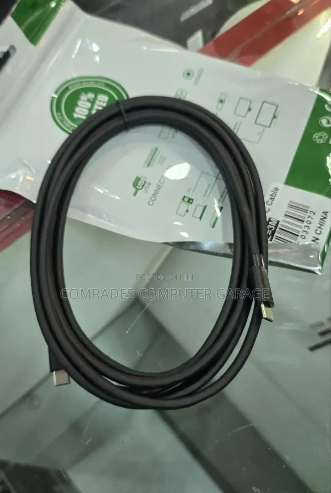 Ugreen Usb-C to Usb-C Display Cable.