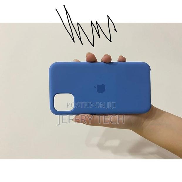 iPhone 11 Silicone Protective Cover Case - Blue. - thumbnail 2