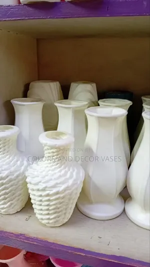 Home and Office Decor Plastic Flower Vases