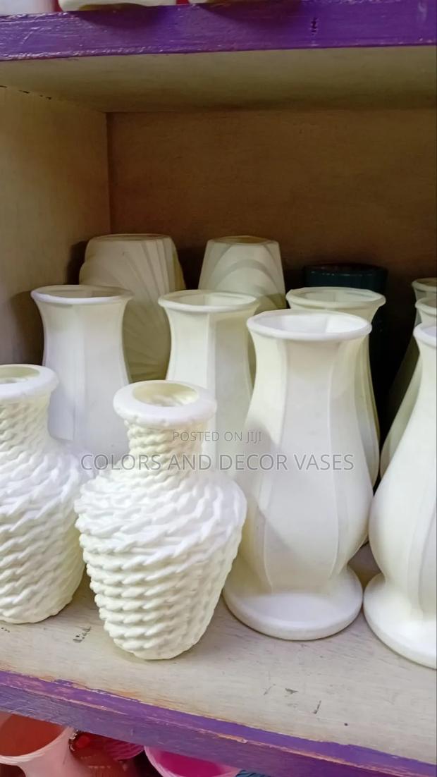 Home and Office Decor Plastic Flower Vases - main view