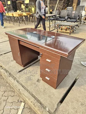 Executive Office Table E009_d