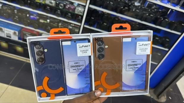 Samsung Z Fold 7 Case - thumbnail 3