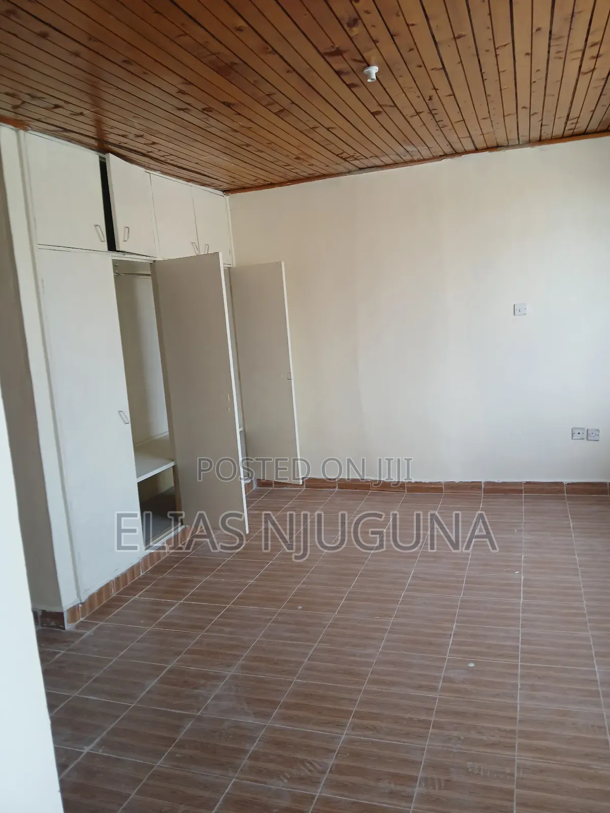 5bdrm Maisonette in Donholm Estate for rent