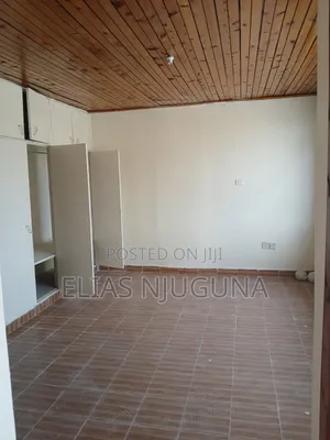 5bdrm Maisonette in Donholm Estate for rent