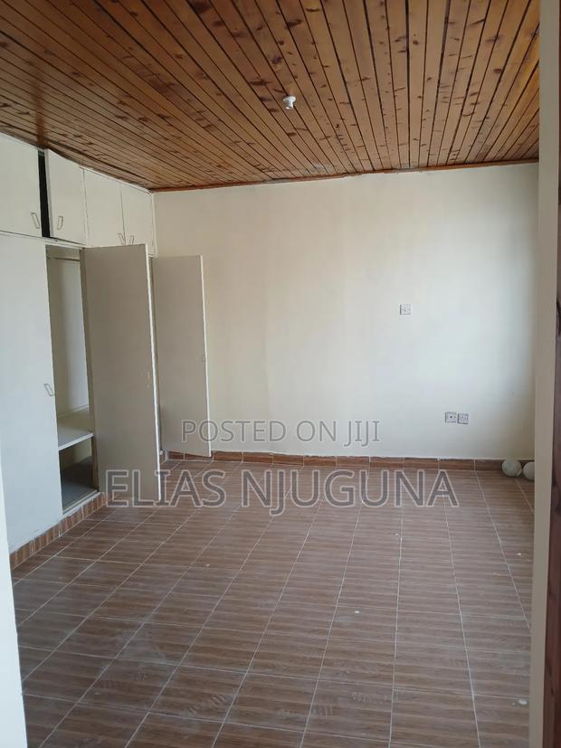 5bdrm Maisonette in Donholm Estate for rent