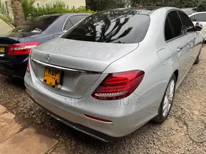 Mercedes-Benz E250 2017 Silver