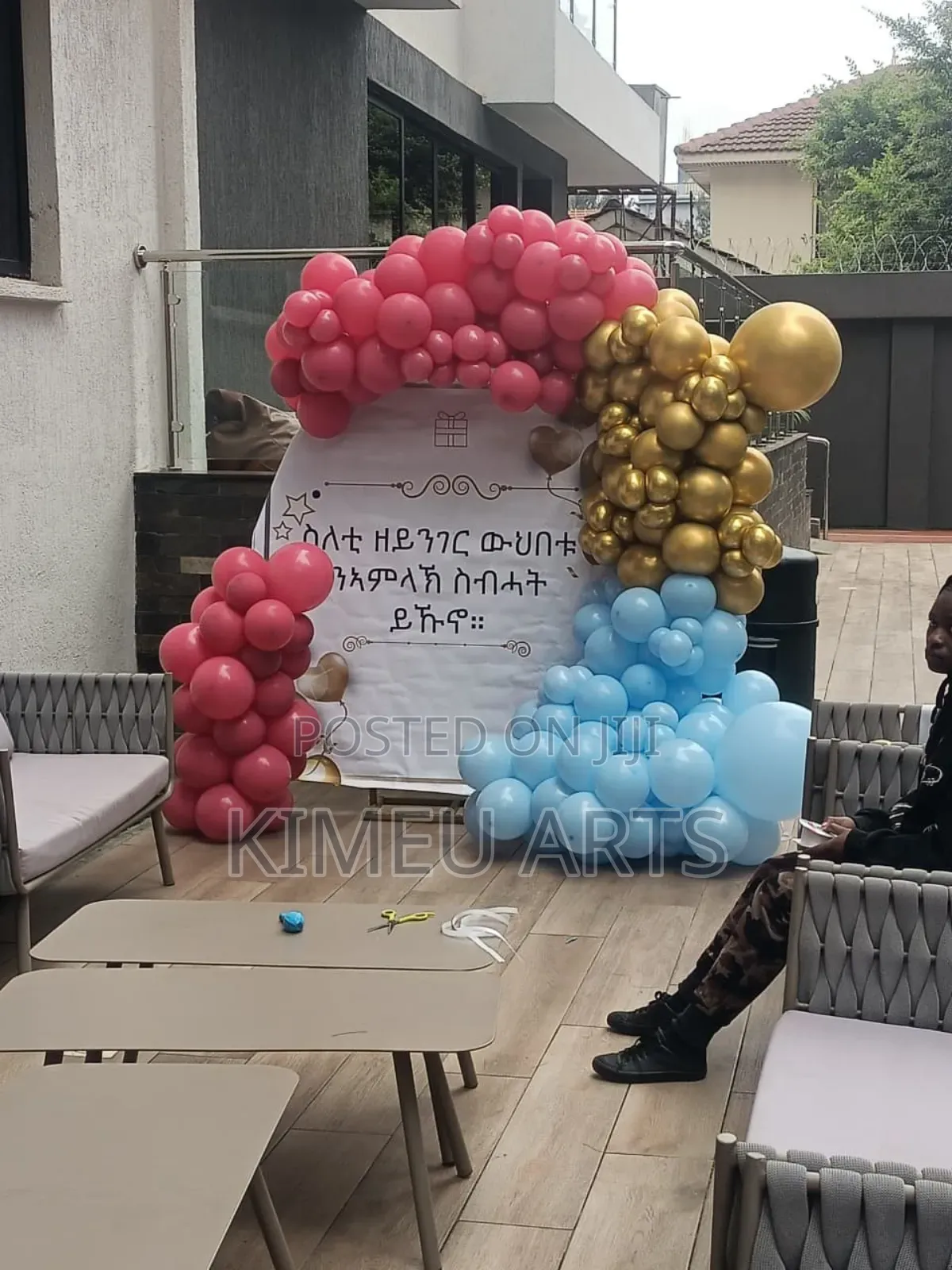 Photo Booths and Balloon Decor for Hire During Social Events