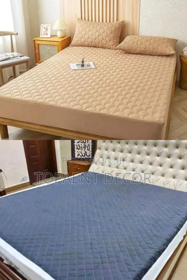 Brown and Blue 5by 6 Kids Bed Mattress Protector - main view