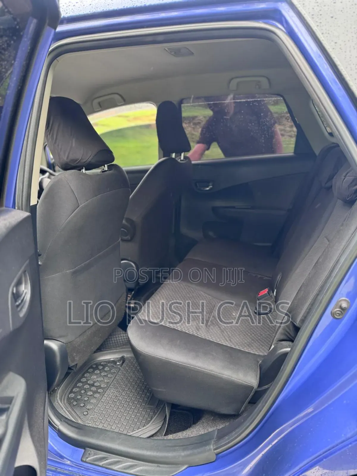Toyota Ractis 2013 Blue