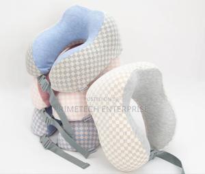 Portable Travel Neck Pillow - thumbnail 2