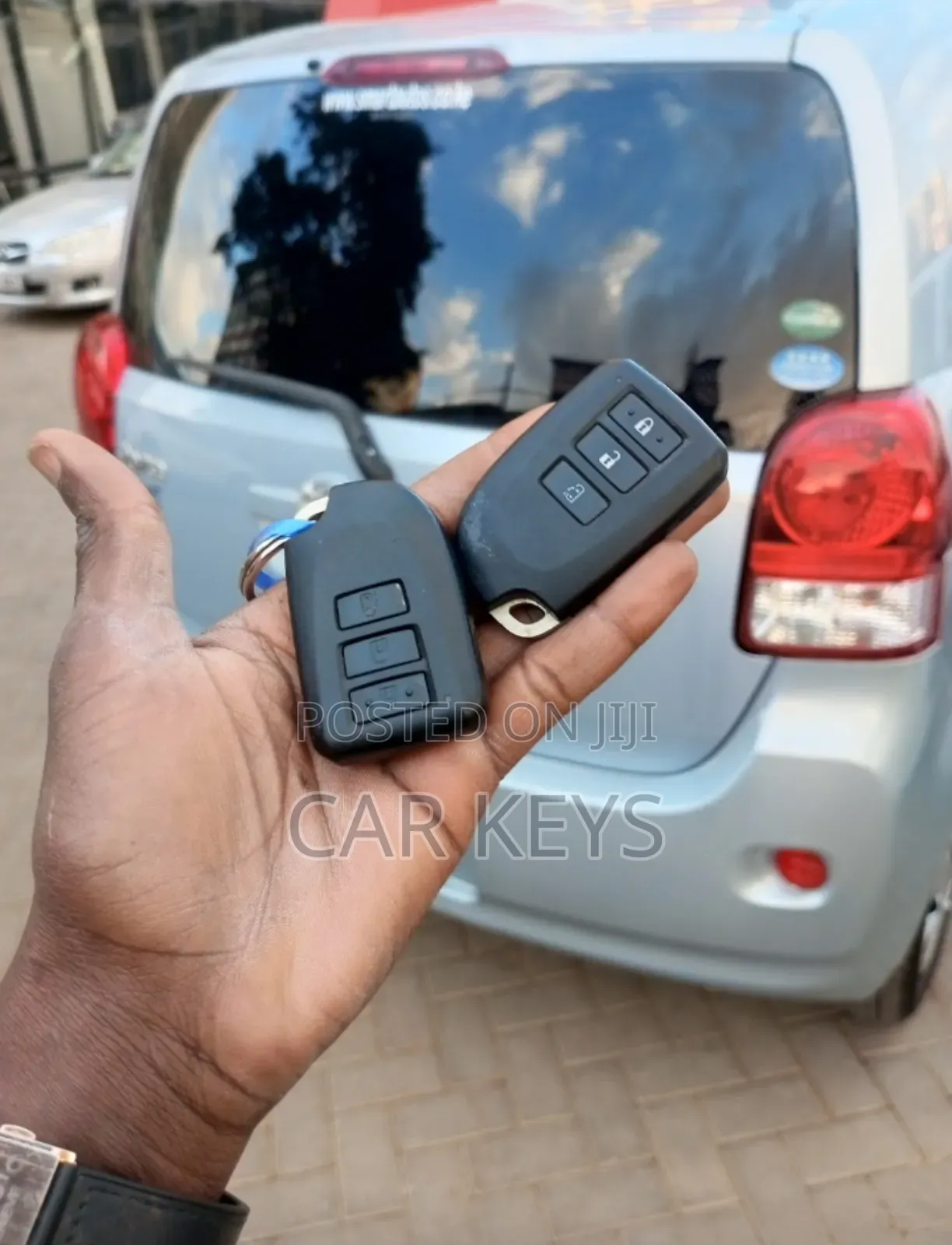 Toyota Porte 2012 Key Duplication 
