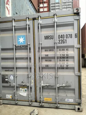 40ft Empty Cargo/Shipping Containers!