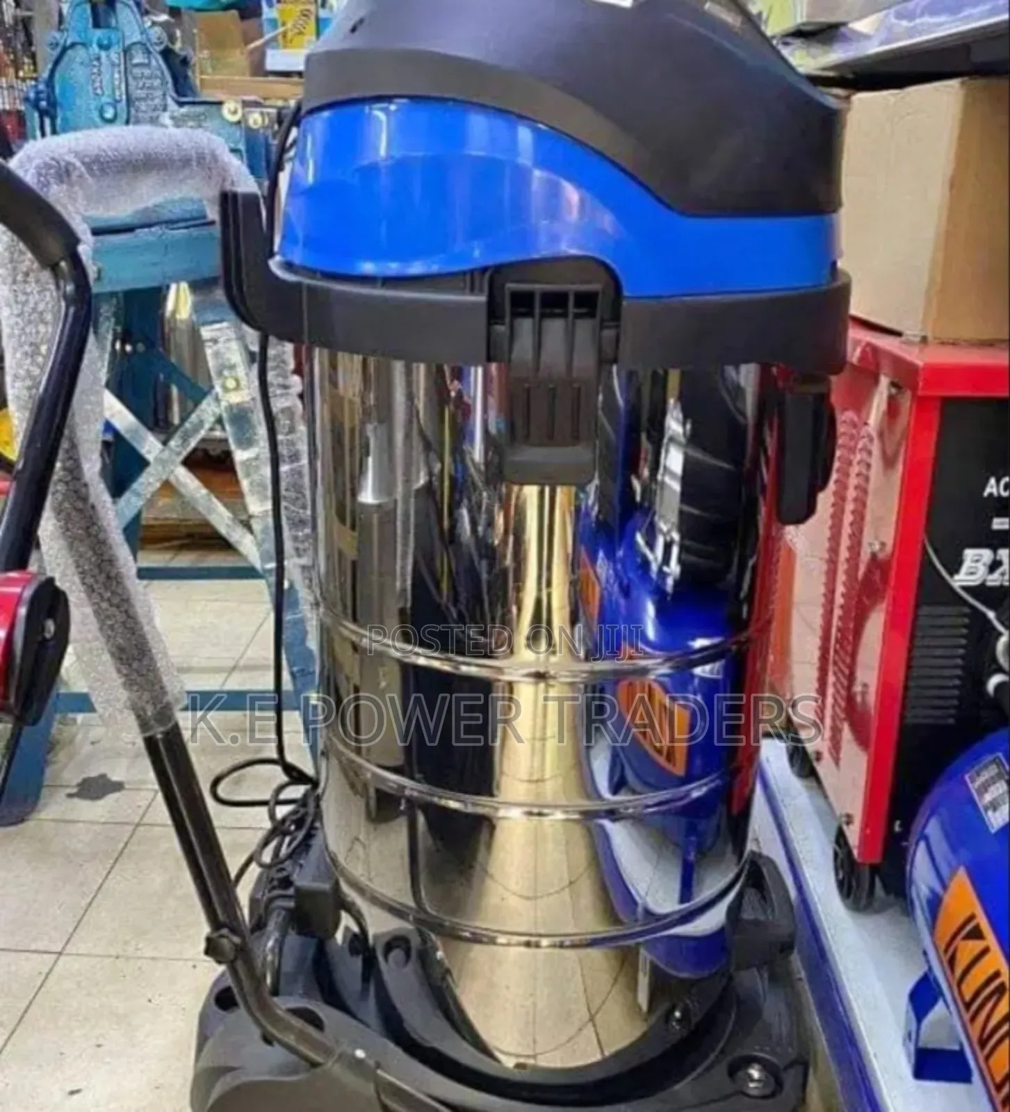 Vacuum Cleaner 100 Litres