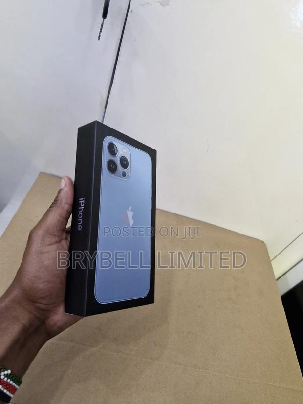 New Apple iPhone 13 Pro Max 1 TB Blue - thumbnail 2