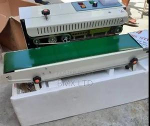 High Performance Continuous Bag Sealing Packaging Machine - thumbnail 2