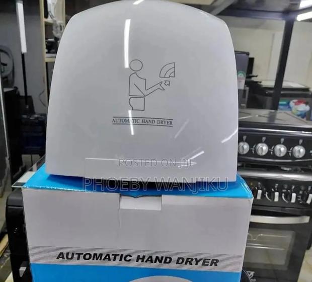 Efficient Hand Dryer Machine - main view