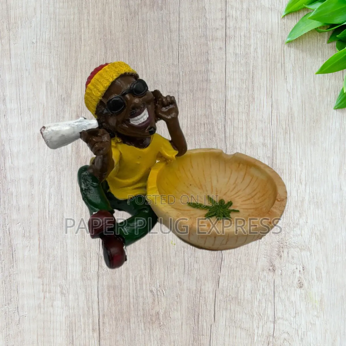 Unique Rasta Design Resin Ashtray