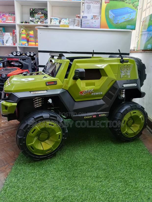 Jeep 4 Wheel Drive - main view