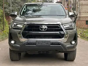 Toyota Hilux 2.4 Diesel 2020 Brown