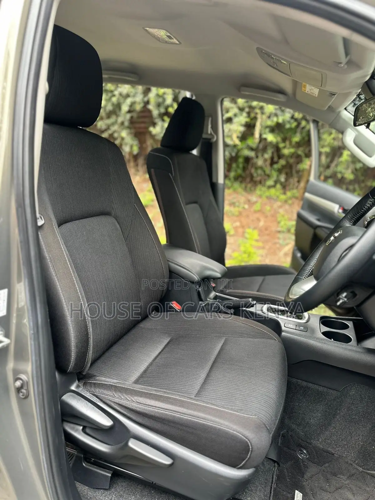 Toyota Hilux 2.4 Diesel 2020 Brown