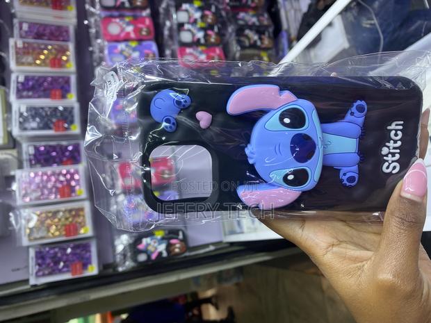 Esstore iPhone 13 Pro Max Cartoon Bear Silicone Case - main view