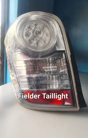 Toyota Corolla, Fielder 2010 Tailight