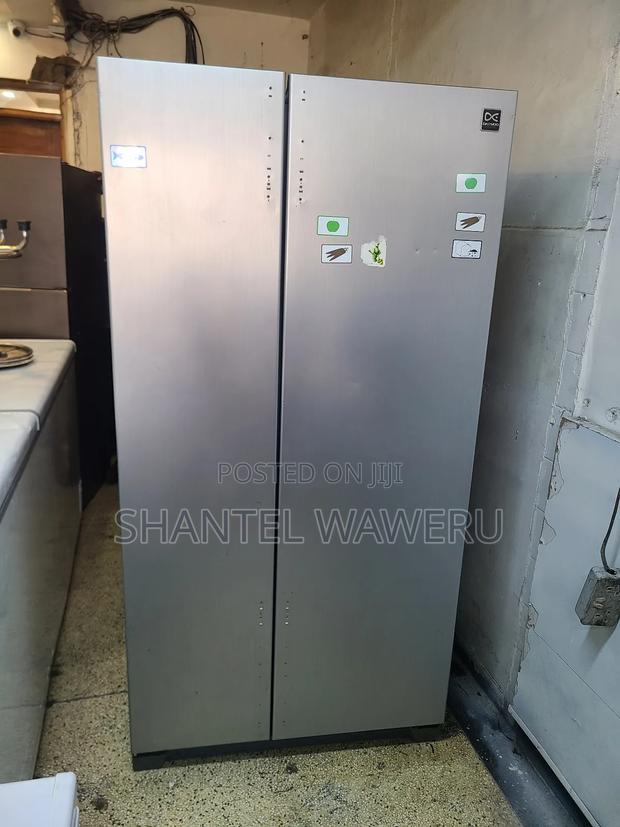 Side by Side Daewoo Twin Refrigerator - thumbnail 4