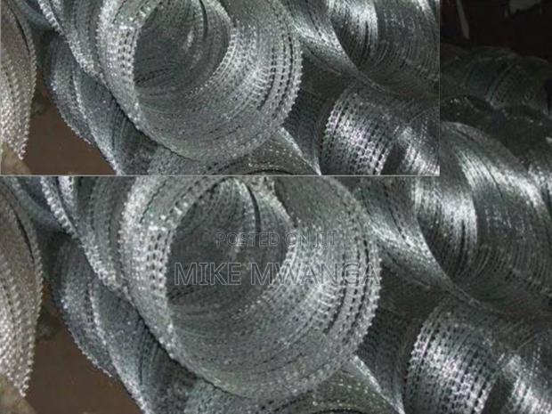 Military Razor Wire(730mm by 7.5m) Imported - main view