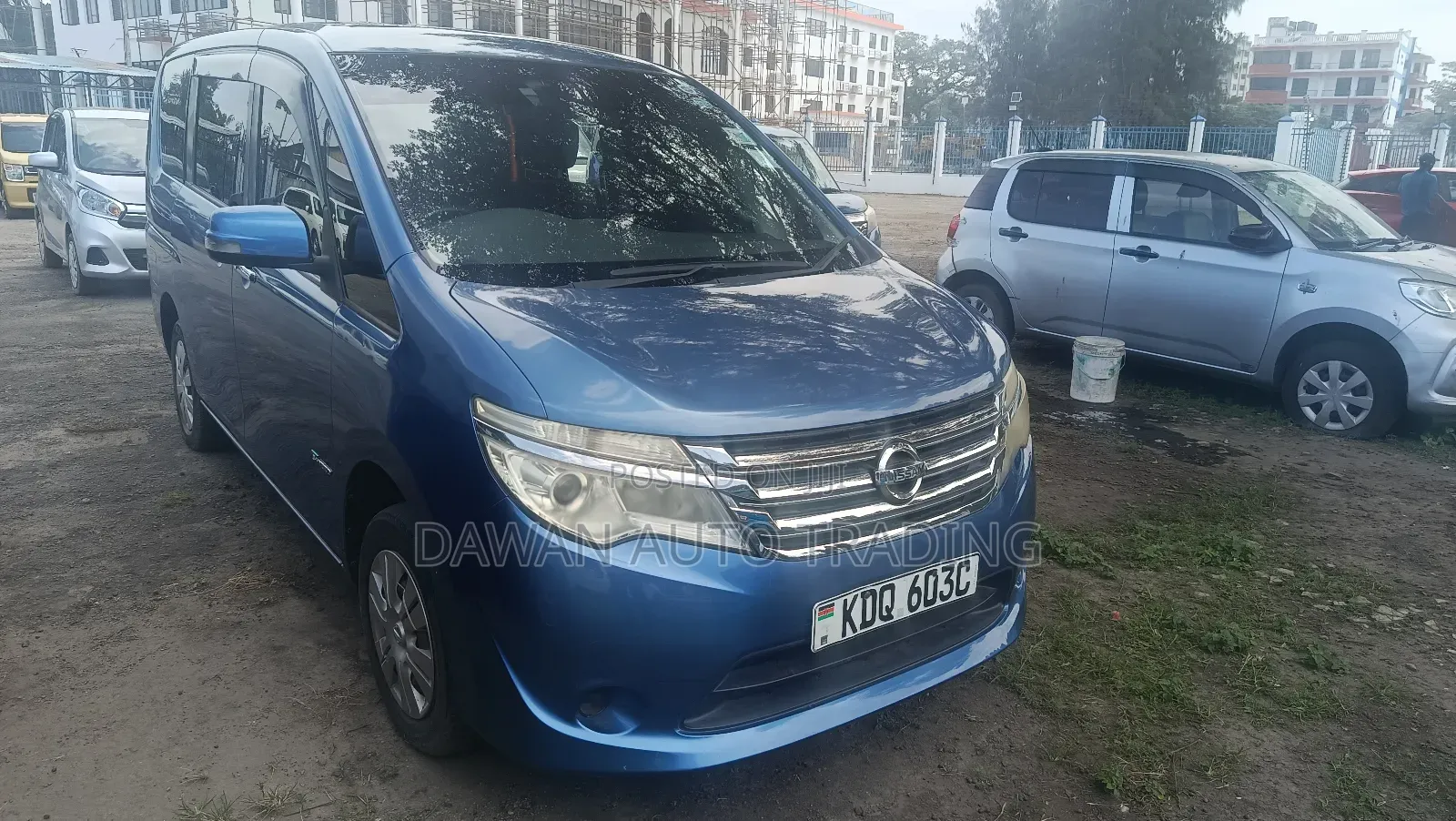 Nissan Serena 2017 Blue