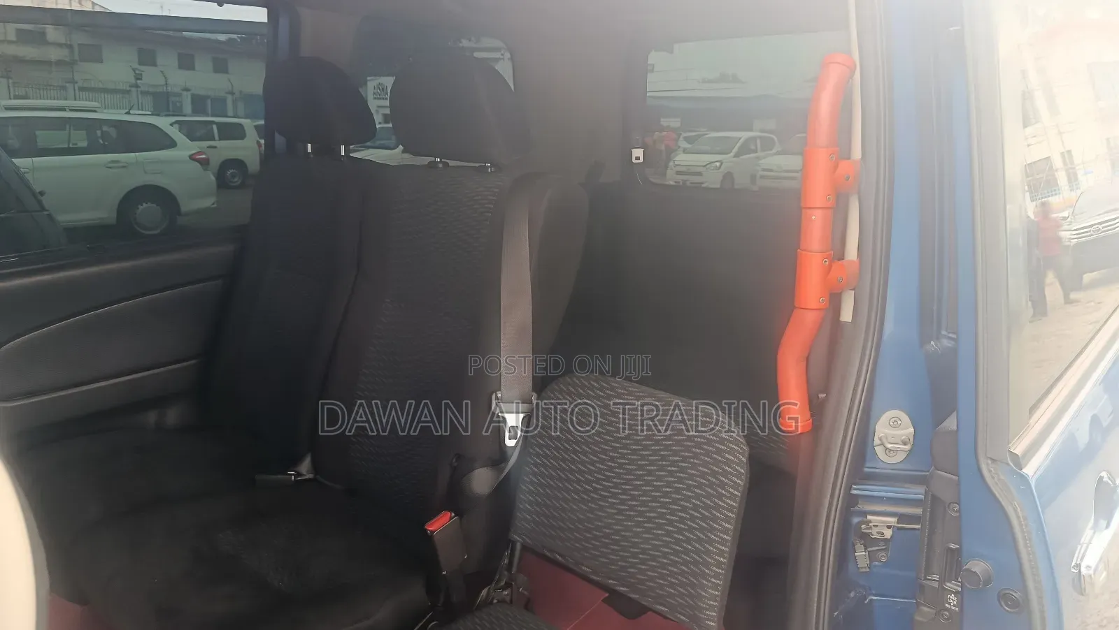 Nissan Serena 2017 Blue