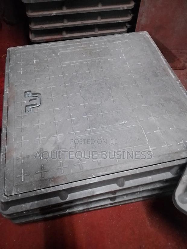 Medium Manhole Cover 24*X 24 - thumbnail 2