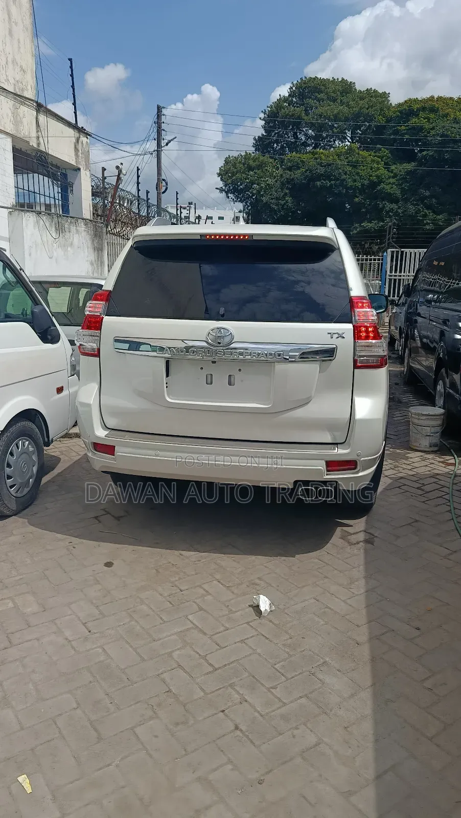 Toyota Land Cruiser Prado 2.8 2017 White