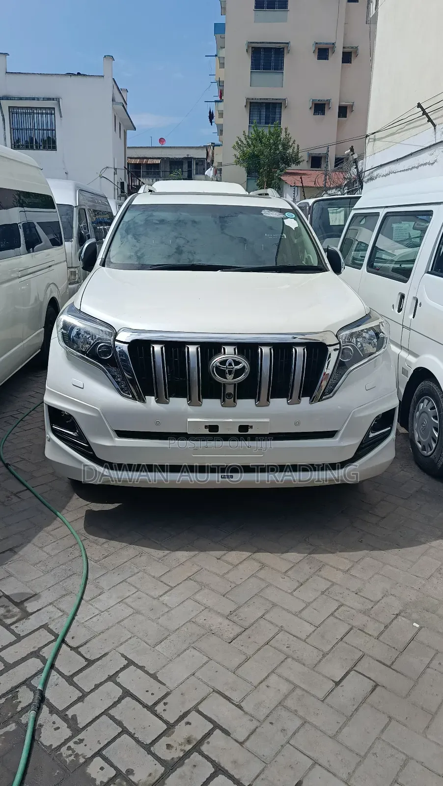 Toyota Land Cruiser Prado 2.8 2017 White