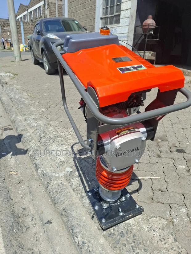 Tamping Rammer Compactor/Kangaroo - thumbnail 2