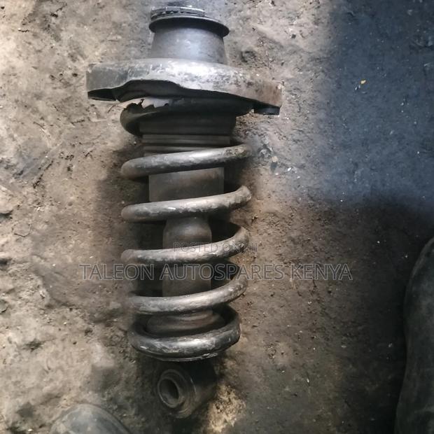 Nissan Wing Road Y 11 4wd Rear Shocks