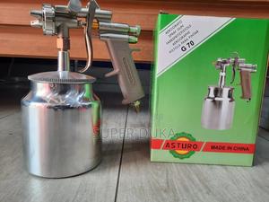 Spray Gun. Asturo G70 Bottom-feed Spray Gun