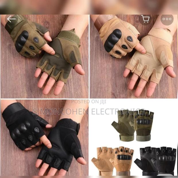 Gym/Bikers High Quality Half-Finger Gloves - thumbnail 3