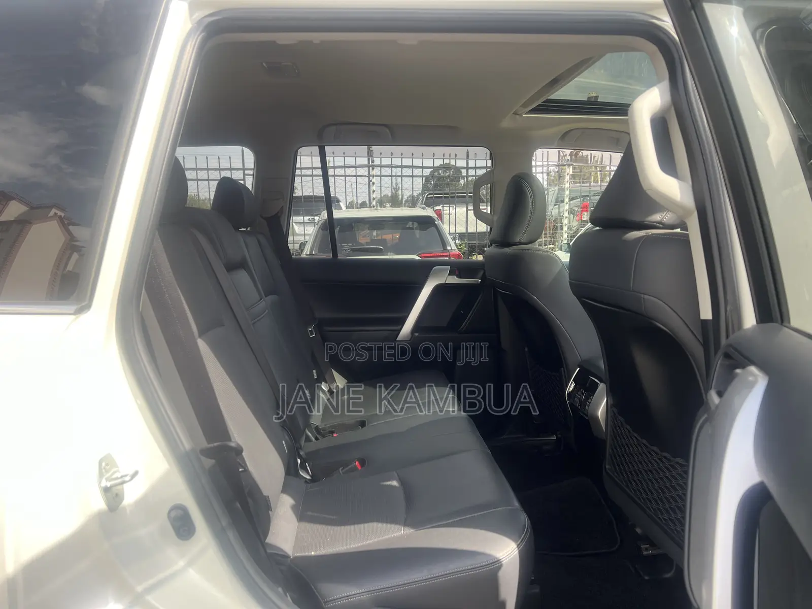 Toyota Land Cruiser Prado 2018 White