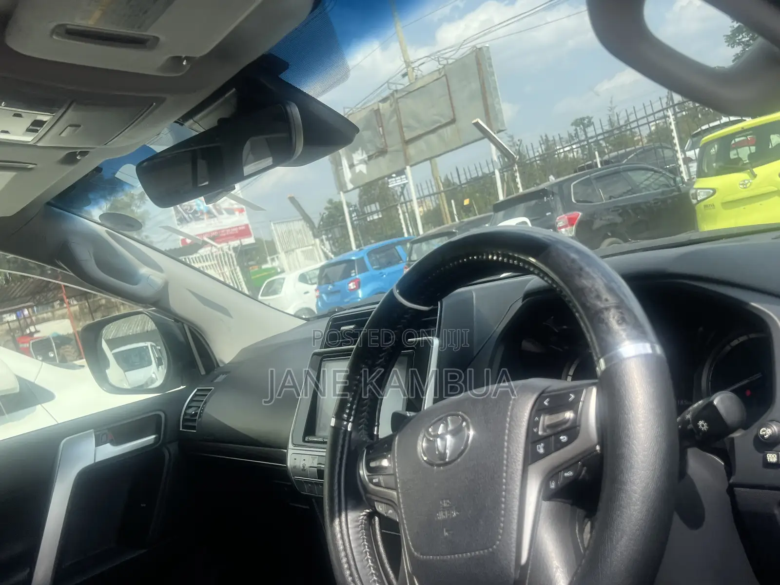 Toyota Land Cruiser Prado 2018 White