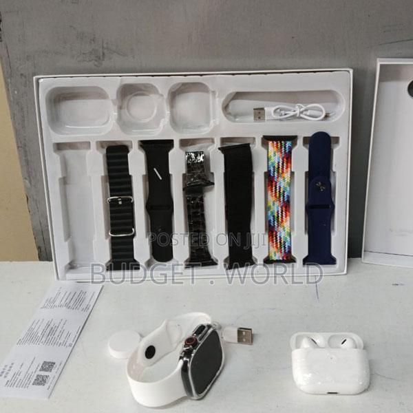 I60 7in1 Wireless Ear Buds Model Smart Watch With Charger - main view